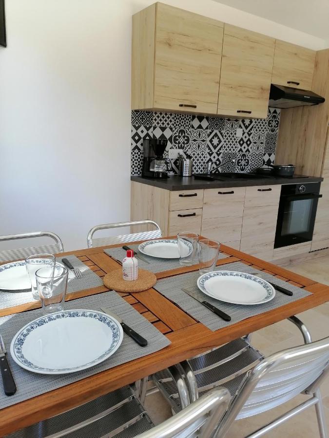 Petite Maison refaite à neuf proche plage Mèze Esterno foto
